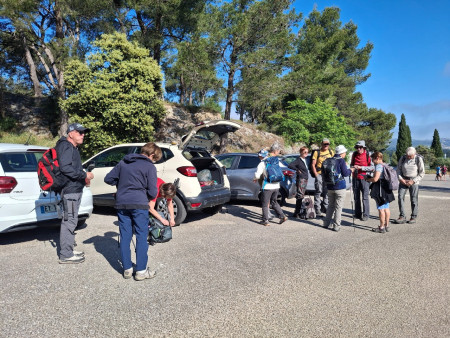 13 au départ de BARBENTANE pour découvrir ce coin de Provence